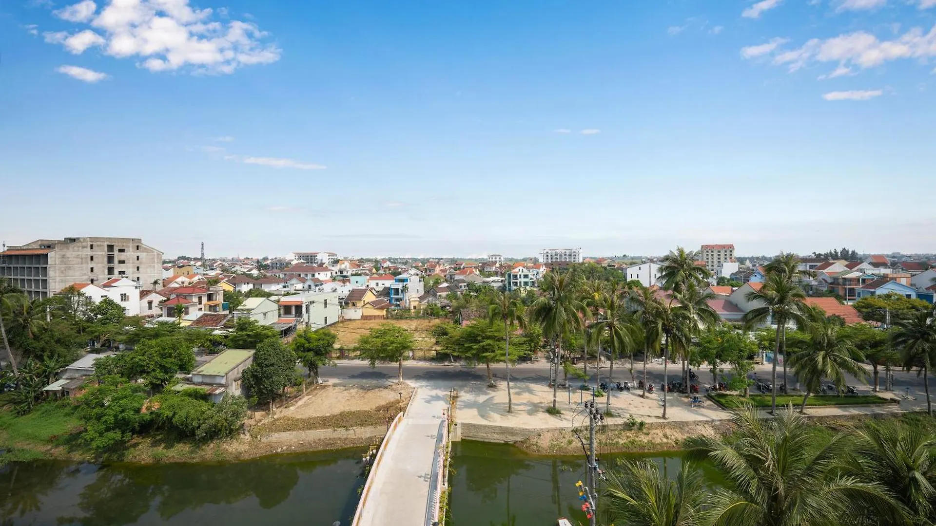 Hoi An Babylon Luxury Hotel & Spa הוי אן
