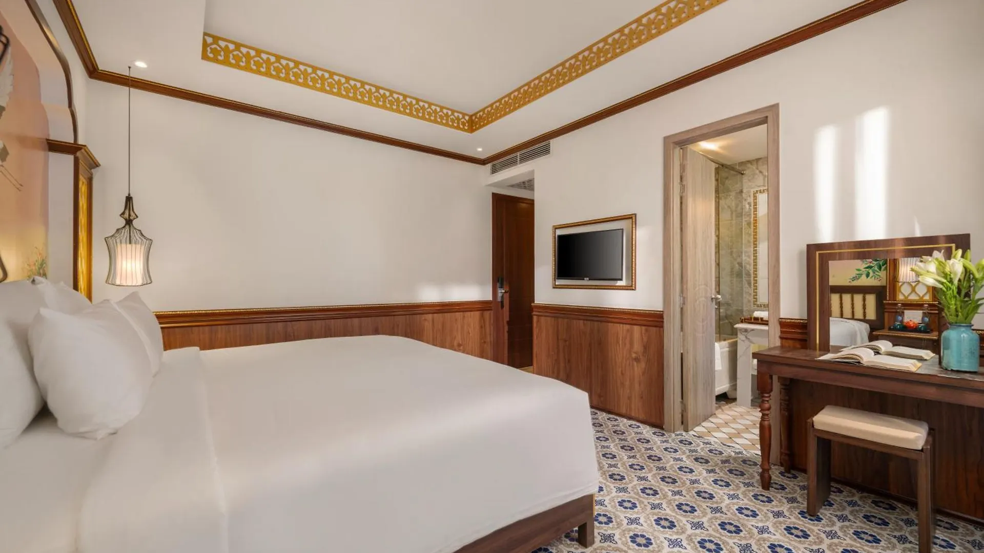 Hoi An Babylon Luxury Hotel & Spa 5*, הוי אן