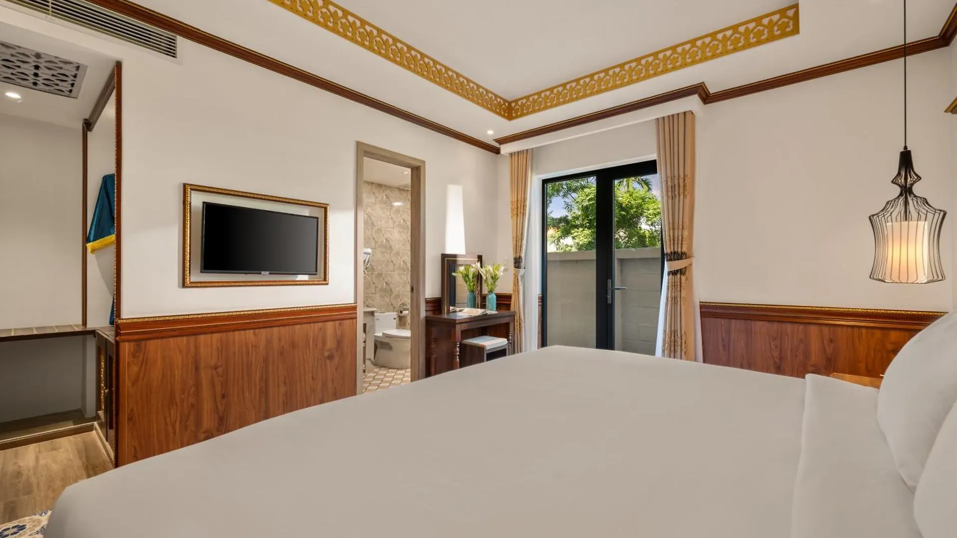 *****  Hoi An Babylon Luxury Hotel & Spa וייטנאם