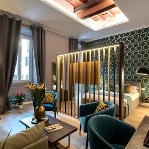Tree Charme Parliament Boutique 3*, רומא איטליה